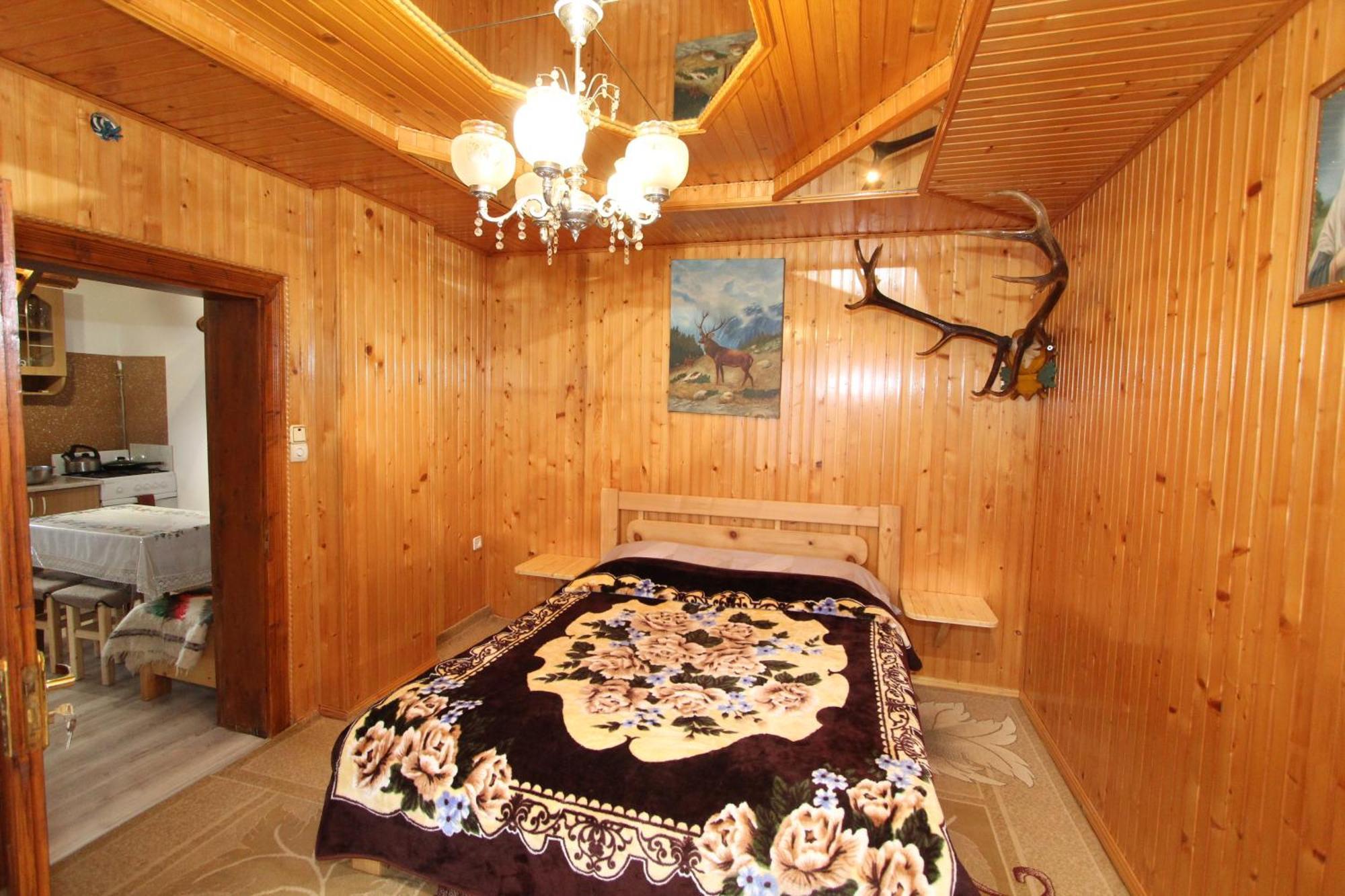 Будиночок Для Щастя Yaremche Exterior photo